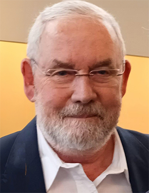 Photo of petehead04.jpg